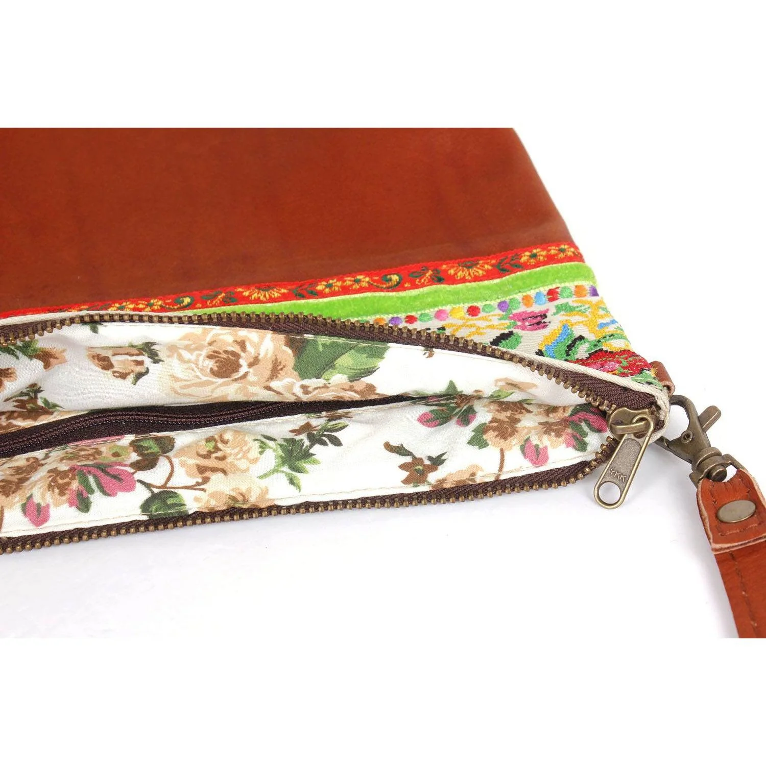 Havana Embroidered Flower Crossbody Bag - Thailand - Image 3